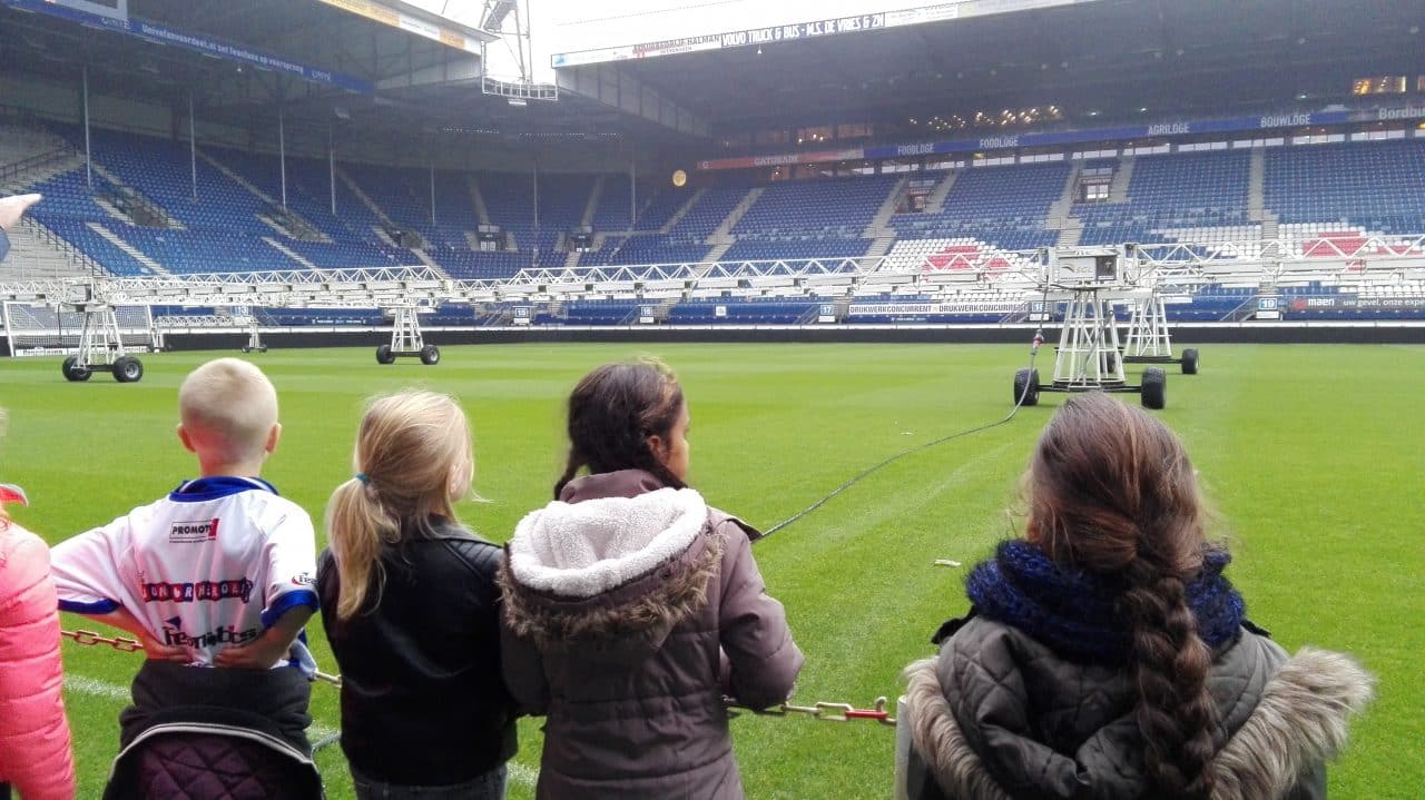 Huiskamerproject bezoekt SC Heerenveen